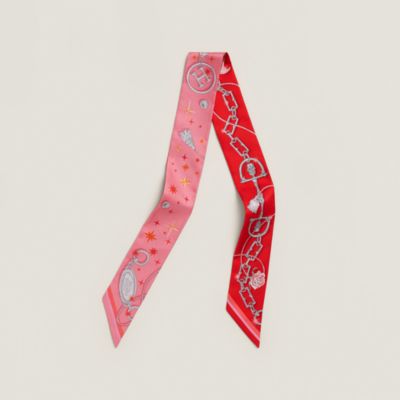 エルメス　HERMES　ツイリー　森のささやき HERMES 【新品未使用】エルメス ツイリー 森のささやき ルージュ